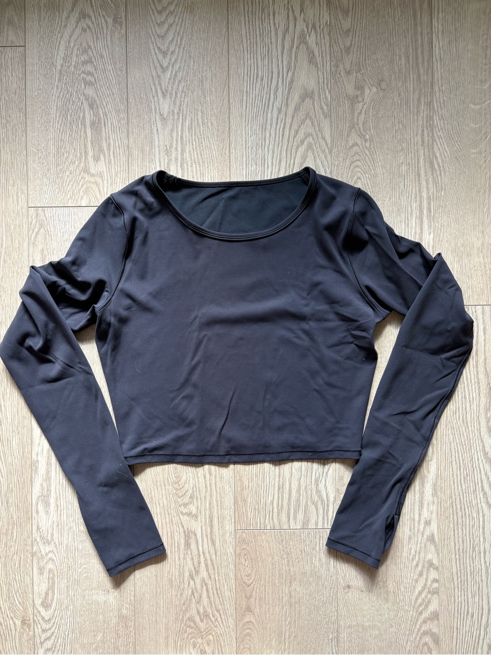 Lululemon Black Long-Sleeve Cropped Top